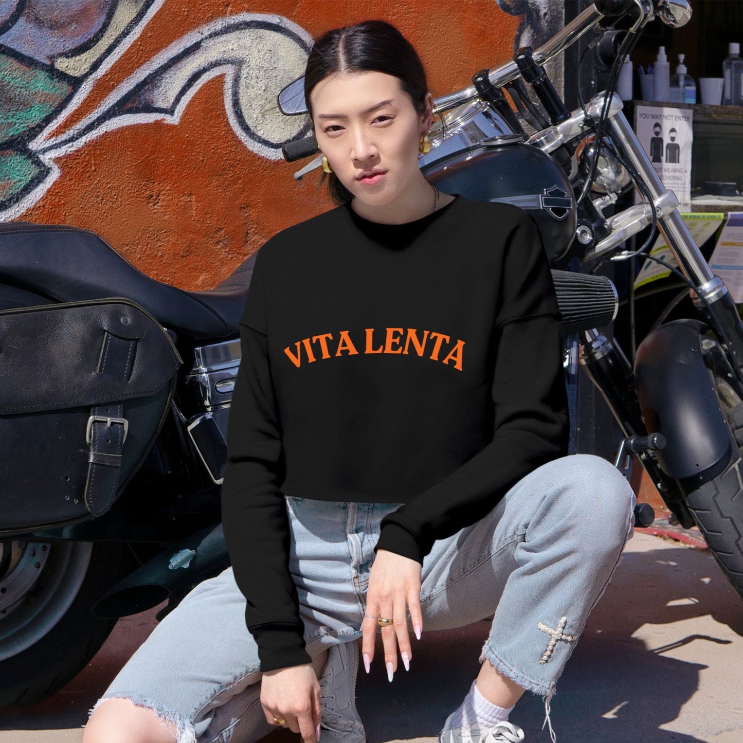 Cropped Sweatshirt "Vita Lenta" by Seacily